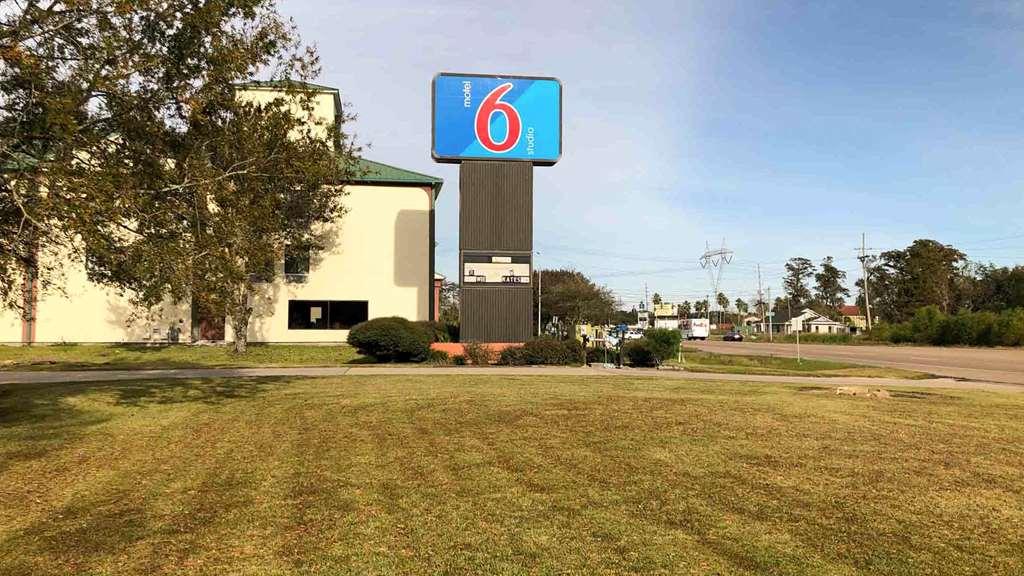 Motel 6-La Place, La Buitenkant foto
